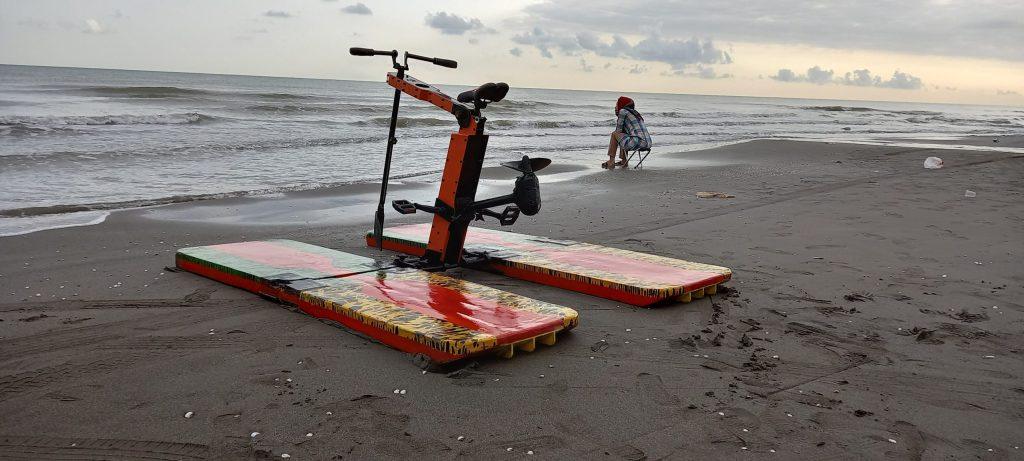 دوچرخه آبی تاشو لوتوس