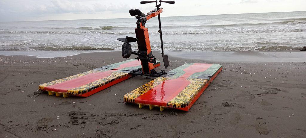 دوچرخه آبی لوتوس